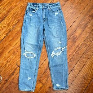 American Eagle “Mom Jean”